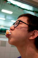 2009.12.03 SG Krispy Kreme Run-20