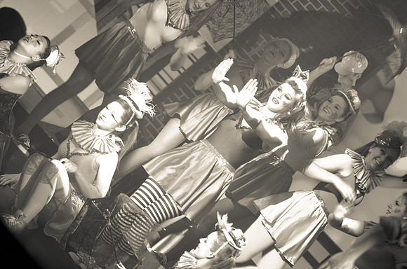2012.02.25 Gold GBS V-Show-4